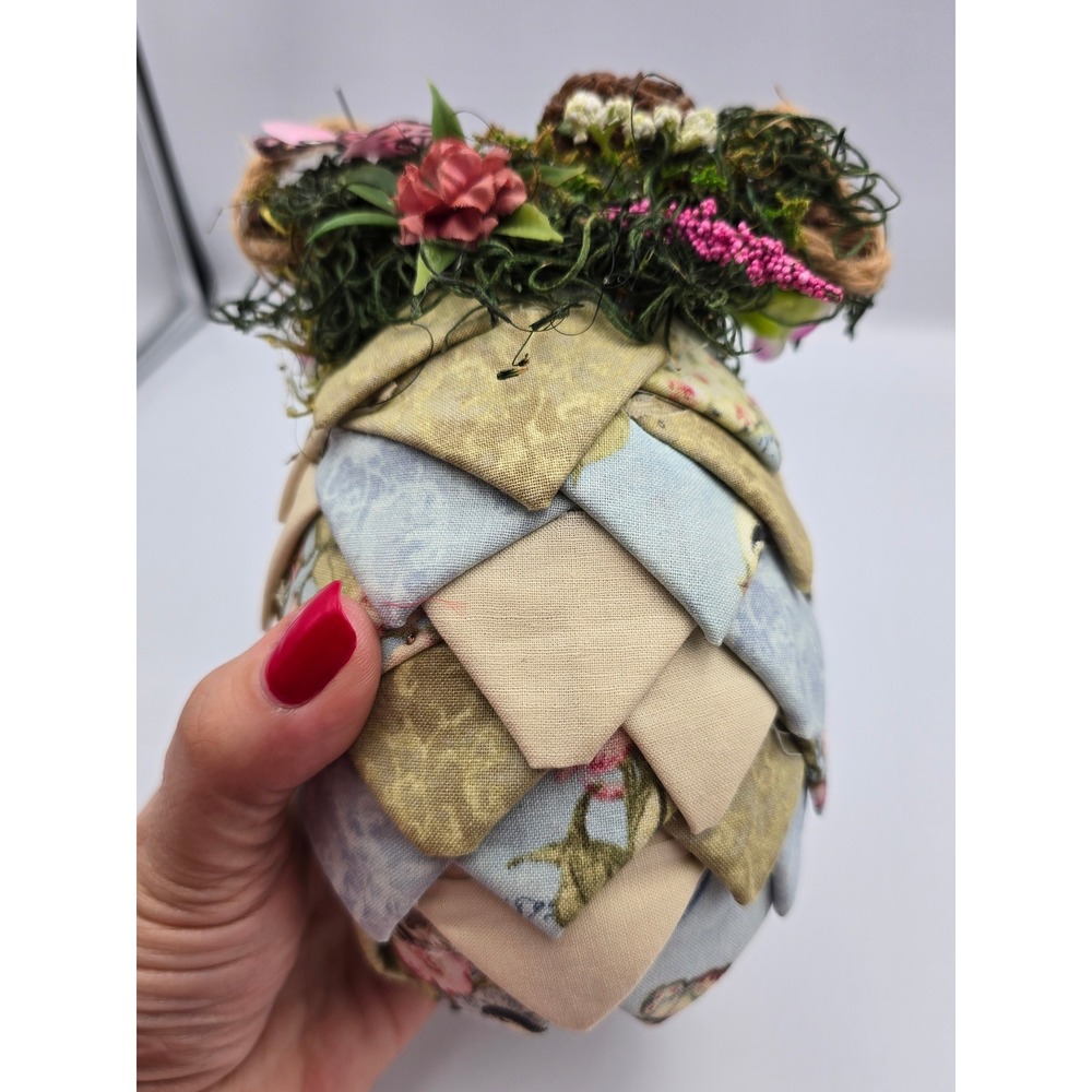 Handcrafted Quilted Easter Egg Ornament Spring Bird Nest Butterfly‎ Decor - Picture 3 of 6